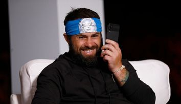 Survivor, 8 martie 2023: Războinicii vorbesc la telefon cu femeile dragi de acasă