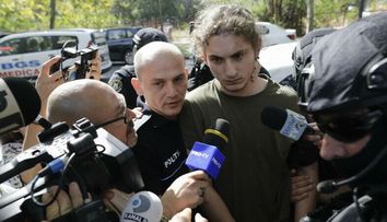 Cu câți km/h conducea Vlad Pascu când a provocat tragedia de la 2 Mai. Tânărul a fost trimis în judecată pentru ucidere din culpă