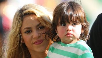 Shakira, surpriza pe placul fanilor. Cum arata micutul Sasha, in varsta de numai trei luni si cu cine seamana