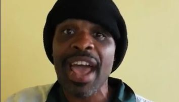 VIRALUL ZILEI: Cand a inceput sa cante, <span style=