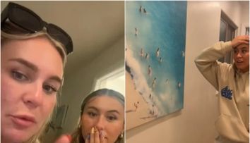 Două surori, care au închiriat un Airbnb, au găsit agățată de perete o fotografie cu ele de când erau mici: „E de acum zece ani”
