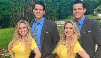 Cât de mari și simpatici s-au făcut copiii gemenelor Brittany și Briana Deane, căsătorite cu gemeni identici