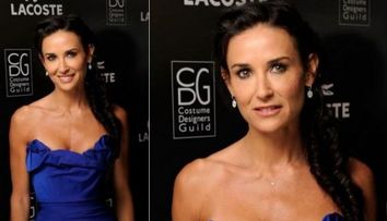 Demi Moore - de la distanta pare de 20 de ani, de aproape isi arata varsta reala!