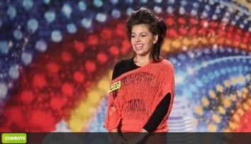Fata cu ciorapii rupti care a trecut in semifinale: 