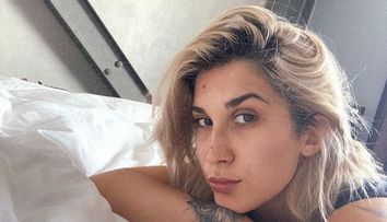 Adda, noi detalii despre afecțiunea de care suferă! Artista ar fi luat boala Lyme de la mama ei