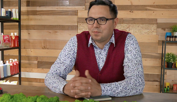 Șef sub acoperire, 7 noiembrie 2024 -Severin Andrei, proprietarul SENSE (CAHM), unul dintre cel mai importanți producătoari de cosmetice hoteliere din Sud-Estul Europei, devine Șef sub acoperire în cadrul companiei sale, companie care exportă acum în peste 30 de țări