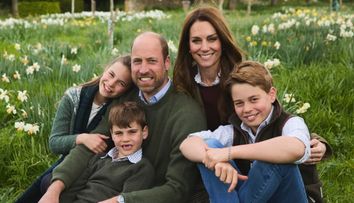Cum arată fotografia de Crăciun trimisă de Prințul William și Kate Middleton în 2025. Detaliul care a atras imediat atenția
