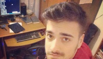 Liviu Teodorescu, asa cum fanii nu l-au mai vazut pana acum. Cum arata cantaretul in sala de forta