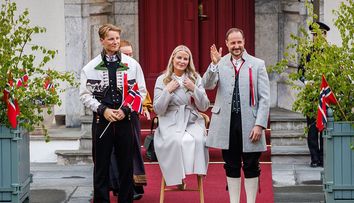 Prinţesa moştenitoare a Norvegiei Mette Marit a fost externată din spital la o lună după transplantul de plămâni. Primele declarații