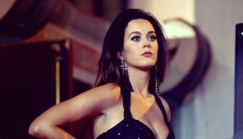 Katy Perry neagă acuzațiile pe care i le aduce Kesha în procesul pe care ultima i l-a deschis producătorului Dr. Luke 