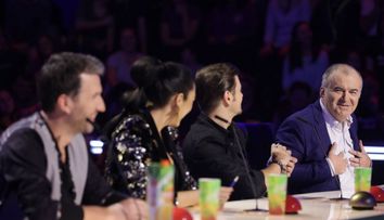 Florin Călinescu, mâine, la Românii au talent: ”Au mai rămas Zamolxe, Babele, Sfinxul și ea!”