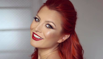 Si-a dezvaluit secretele. Cum reuseste Elena Gheorghe sa arate atat de bine la numai cateva zile de la nastere