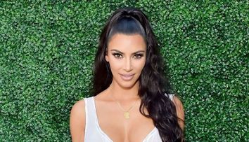 Kim Kardashian, de nerecunoscut. Fotografia care a împărțit internetul în două tabere. ”OK, cine este în poză?