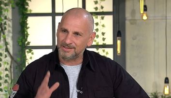 Cristi Bozgan, dezvăluiri despre concurenții din Ferma. Orașeni vs. Săteni. Ce spune despre Elena Chiriac și Anna Lesko