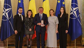 A venit în fața președintelui României cu un sacou de 5.000 de euro. S-a numărat printre cele mai extravagante prezențe de la Palatul Cotroceni