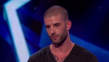 La un pas pe moarte pe scena. Darcy Oake a reusit un numar de infarct in finala 