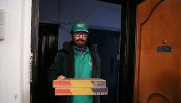 Șef sub acoperire, testul suprem. Va fi recunoscut de soție, copii și angajați?