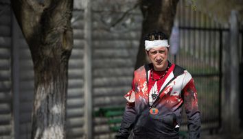 Giani descoperă de ce nu merge nimic bine în țară, în seara aceasta, de la 20:30, în Las Fierbinți
