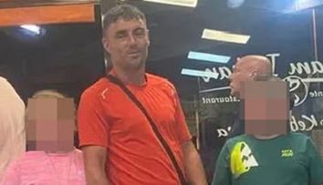 El este tatăl care a murit în timp ce își salva cei doi copii de la înec. Cum s-a întâmplat tragedia: „Valurile erau foarte puternice”