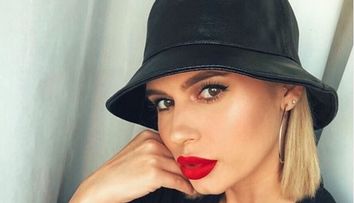 Cum arăta în copilărie Alina Gologan, supranumită Scarlett Johansson de România