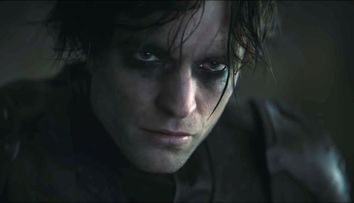 Primele imagini cu Robert Pattinson în rolul lui Batman. A fost lansat trailerul