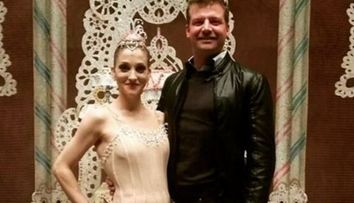 Iubeste baletul de la varsta de 17 ani si isi urmeaza pasiunea in orice conditie. Ce nu observi in aceasta fotografie