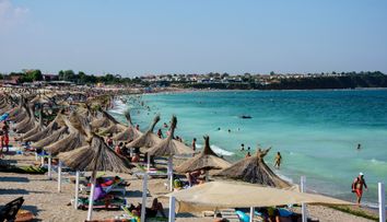 Vacanțele românilor, date peste cap? Meteorologii au schimbat prognoza pentru litoral. ANM și AccuWeather anunță ploi la mare! Cât vor dura acestea