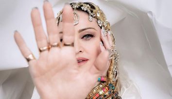 Madonna, dezamăgită de un articol din New York Times Magazine: „M-a făcut să mă simt violată”