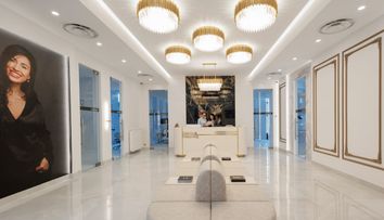 (P) Transformă-ți zâmbetul la Centrul Stomatologic Dentus•Dentino