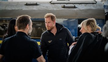 Motivul pentru are Prințul Harry a fost surprins în Ucraina. Știa Meghan Markle ce face soțul ei?