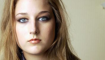 Ce s-a întâmplat cu ”fata de aur” a Hollywood-ului? Acum 10 ani, Leelee Sobieski a dispărut pur și simplu. Dezvăluiri șocante