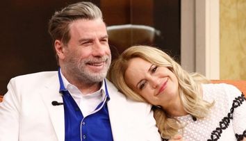 John Travolta nu mai arată așa. Actorul și-a schimbat look-ul înainte de Revelion