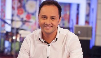Catalin Maruta, din nou tatic. A adoptat un delfin