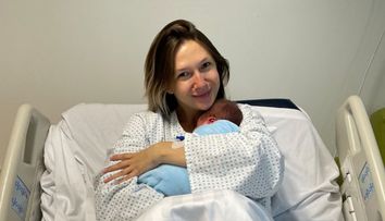 Adela Popescu, a treia naștere în aceleași condiții. Ce predicție a făcut prezentatoarea de la Vorbește lumea