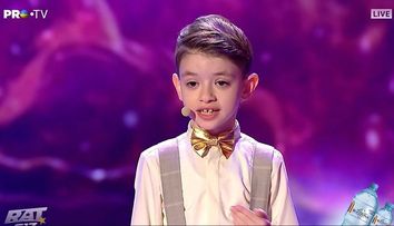 Românii au talent 2023 - semifinala 1. Rareș Prisacariu, un poem cutremurător: ”Am venit să culeg visele voastre”