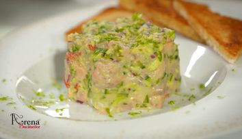 Arena Bucatarilor: Tartar de somon cu avocado si castravete