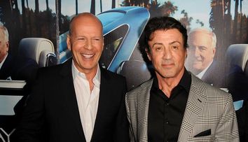 Sylvester Stallone, vești triste despre starea de sănătate a lui Bruce Willis: “Trece prin momente foarte dificile”