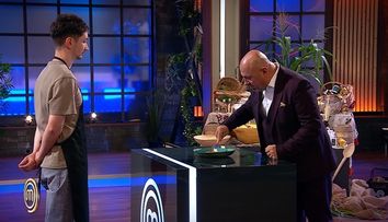 Chefii au avut așteptări mari de la farfuria lui Cristian, concurentul care a primit șorțul de aur la MasterChef 2024. Florin Dumitrescu: „Mi se pare că ești kamikaze!”