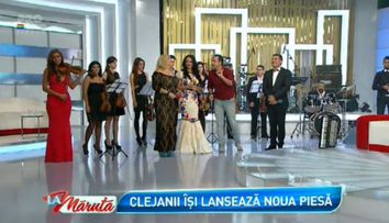 Chiar si imbracata pana-n gat, Margherita reuseste sa atraga atentia. Uite cum a aparut 