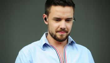 Continuă ancheta în cazul morții lui Liam Payne. Un tânăr de 21 de ani suspectat că i-a furnizat droguri s-a predat poliţiei