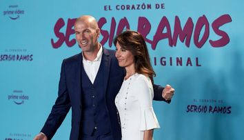 Zinedine Zidane, dezvăluiri despre cum s-a îndrăgostit de soția sa. Sunt împreună de 26 de ani