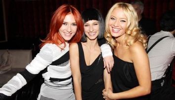 Un trio de senzatie. Adela Popescu, Laura Cosoi si Dana Rogoz sunt cele mai bune prietene - GALERIE FOTO