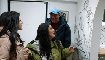Visuri la cheie, 18 martie 2026. S-a mutat autocarul, iar Ana și Mirela intră pentru prima dată în apartamentul renovat. Detaliul din hol de care au fost fascinate amândouă