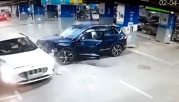 Ce pedeapsă a primit un preot după ce a produs un accident mortal în parcarea unui mall din București. Tatăl fetei de 29 de ani spune că nu s-a făcut dreptate: „Este sfâșietor...”
