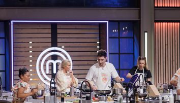 În această seară apar primele tensiuni între concurenții din bucătăria MasterChef: „Sunt gata să calc pe cadavre! Zdrobesc în jurul meu!”