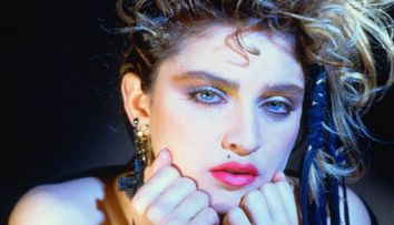 Imaginile nud pe care Madonna le-ar vrea disparute pentru totdeauna. Iata rezultatul sedintei foto pentru care a primit 10 dolari pe ora