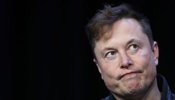 Elon Musk a dezvăluit că-și va vinde aproape toate proprietățile. „Nu voi mai deține nicio casă”