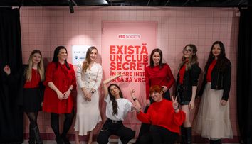 RED Society: primul program din România care oferă elevelor și studentelor produse menstruale și consultații ginecologice la 50% reducere