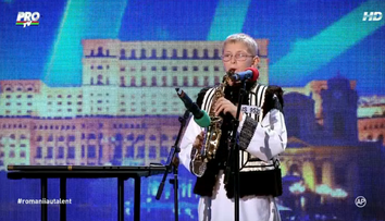 La 11 ani nimeni nu se astepta sa aiba un astfel de talent. Juratii s-au ridicat inpicioare cand au vazut momentul lui