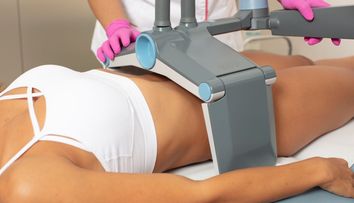 (P) Excese după atâta stat acasă? Recapătă-ți silueta în cel mai scurt timp cu ajutorul SKiN MedSpa